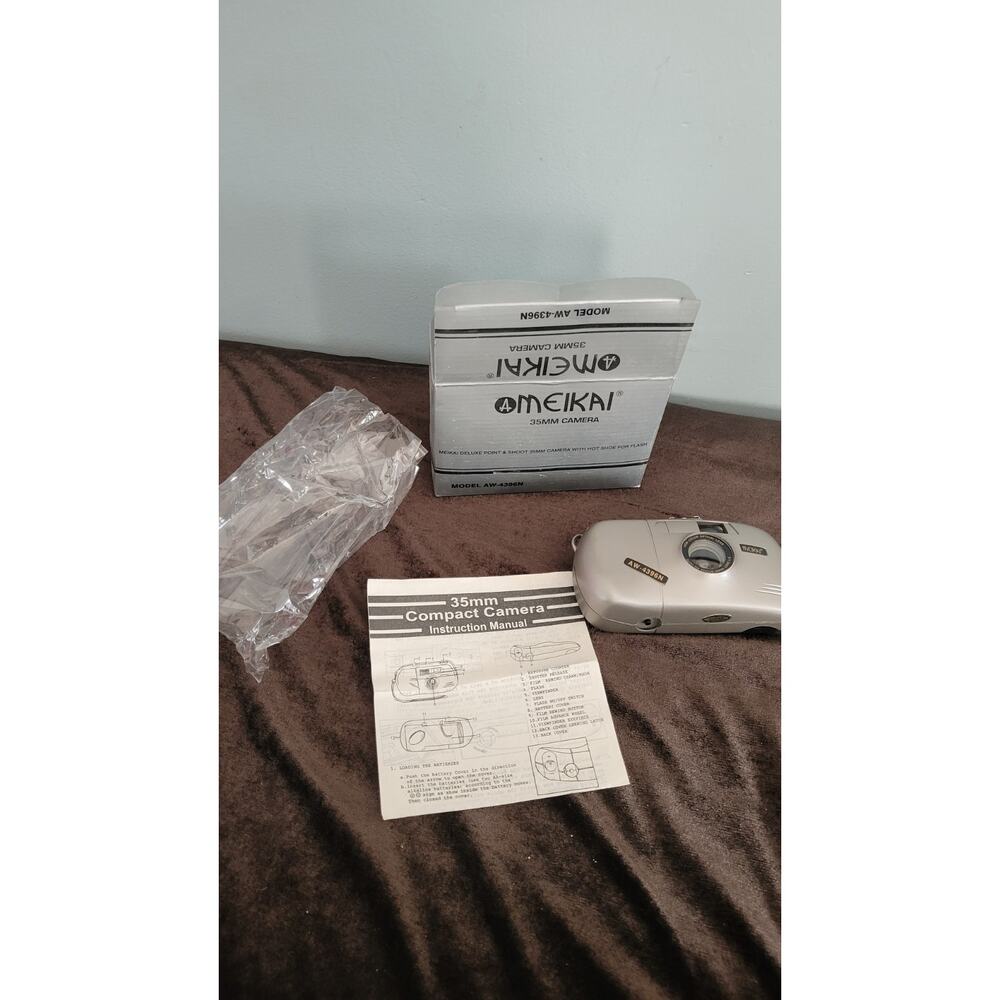 Vintage Meikai Deluxe Point & Shoot 35mm Camera – Model AW-4396N.